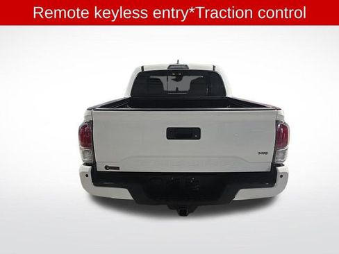 Used 2021 Toyota Tacoma TRD Off-Road w/ Technology Package image 5