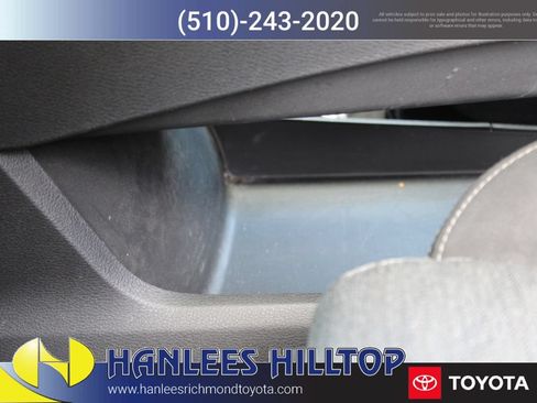 Used 2023 Nissan Rogue SV FWD image 14