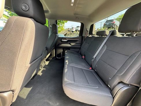 Used 2023 Chevrolet Silverado 1500 LT AWD/4WD image 20