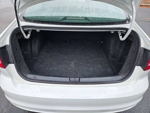 Used 2015 Volkswagen Jetta SE FWD image 18