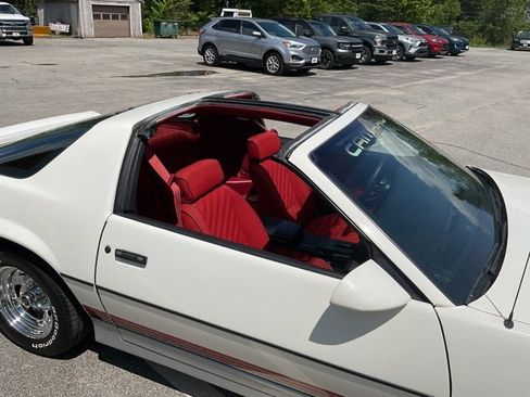 Used 1987 Chevrolet Camaro Z28 RWD image 16