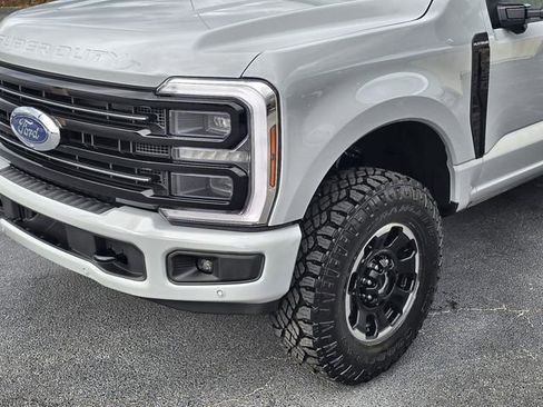 New 2026 Ford F250 Platinum w/ Tremor Off-Road Package AWD/4WD image 10