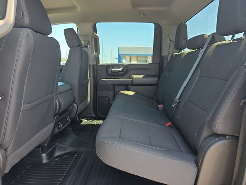 Used 2024 GMC Sierra 2500 Pro w/ Convenience Package AWD/4WD image 11
