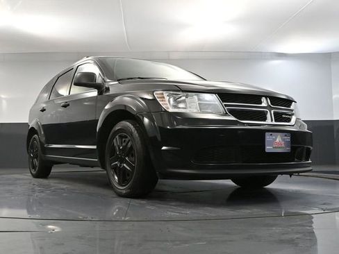 Used 2019 Dodge Journey SE FWD image 49