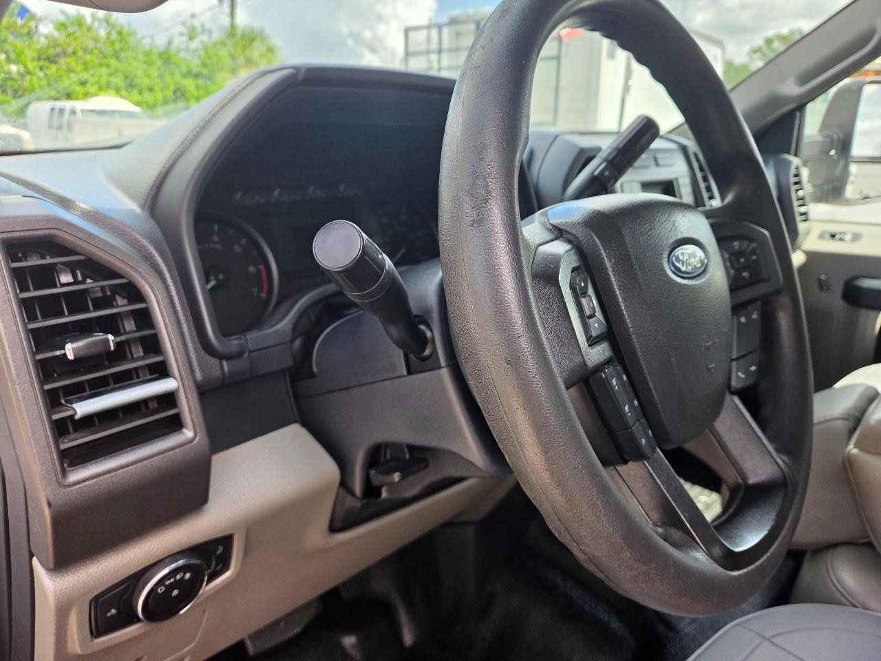 Used 2022 Ford F250 XL w/ Power Equipment Group AWD/4WD image 13
