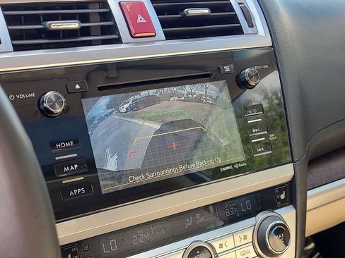 Used 2016 Subaru Outback 3.6R Limited image 29