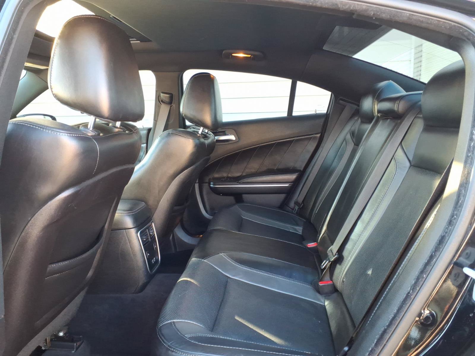 Used 2018 Dodge Charger SXT Plus w/ Quick Order Package 29J RWD image 12