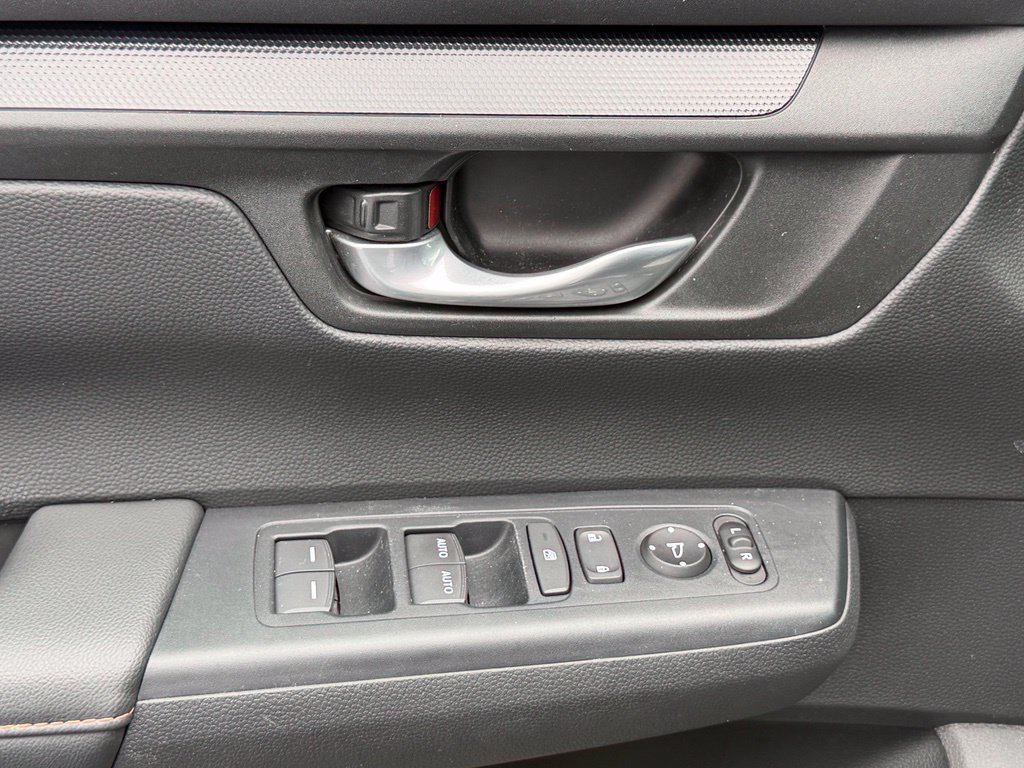 Used 2024 Honda CR-V Sport image 15