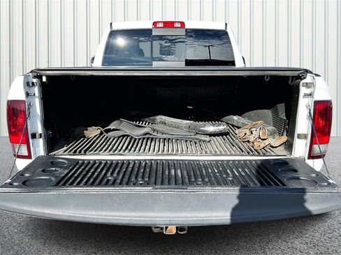 Used 2018 RAM 1500 Outdoorsman image 7