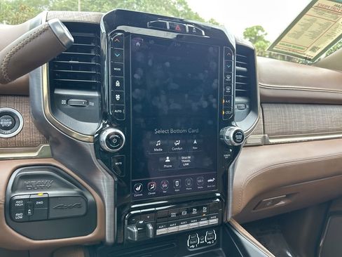 Used 2019 RAM 3500 Limited image 30