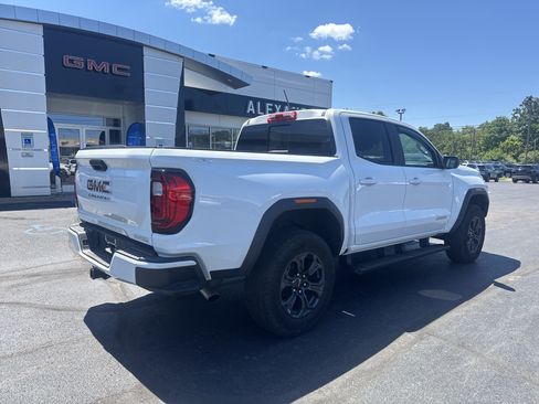 Used 2024 GMC Canyon Elevation w/ Convenience Package AWD/4WD image 3