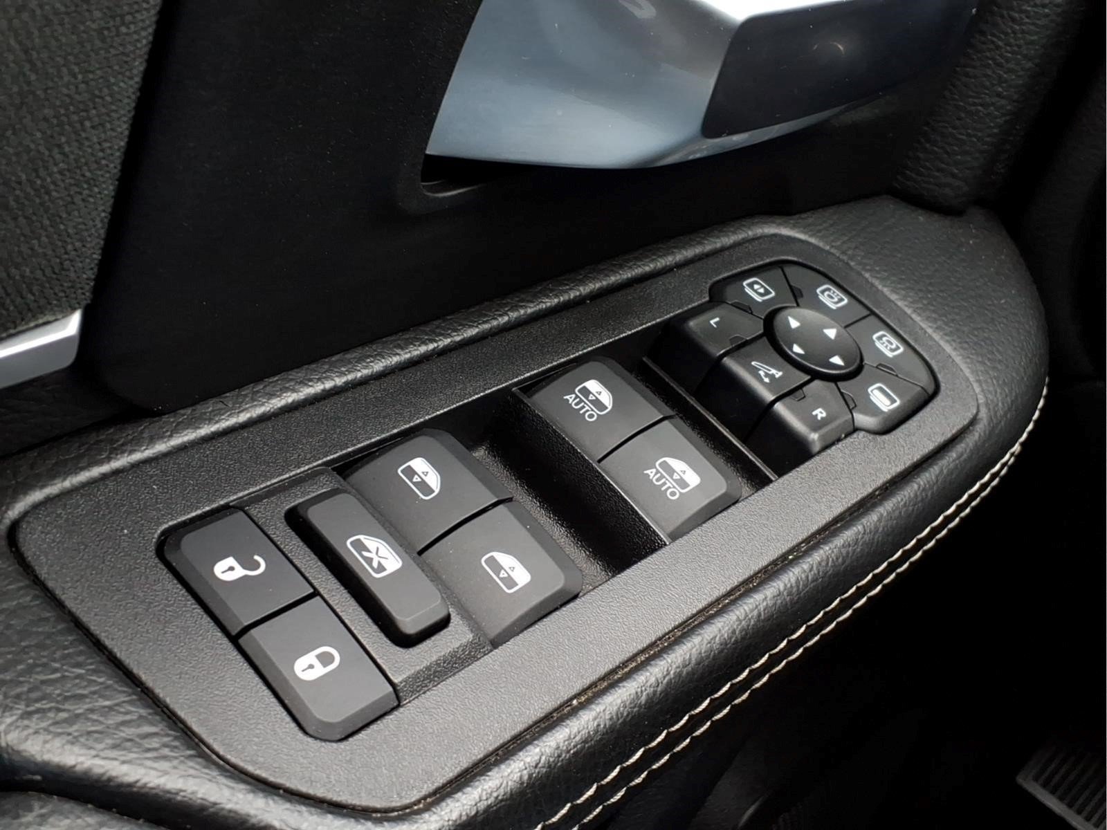 Used 2025 RAM 2500 Big Horn AWD/4WD image 20