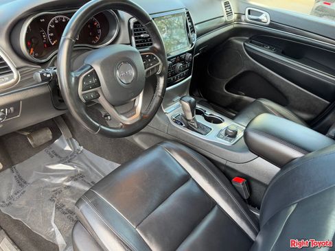 Used 2021 Jeep Grand Cherokee Limited AWD/4WD image 18