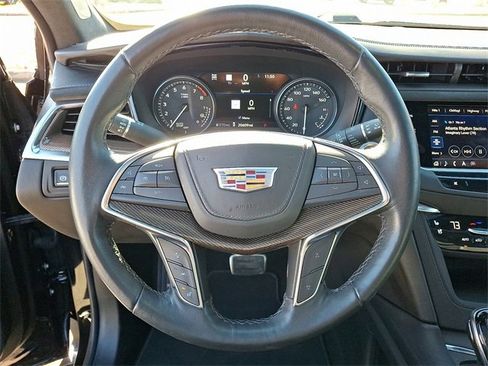 Certified 2023 Cadillac XT5 Premium Luxury w/ Platinum Package image 16