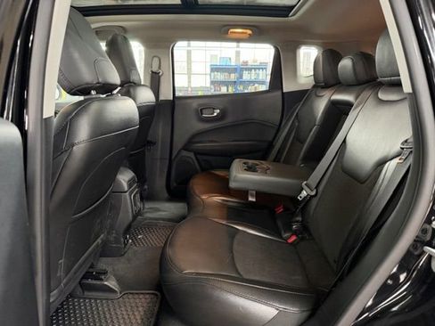 Used 2020 Jeep Compass Latitude image 8