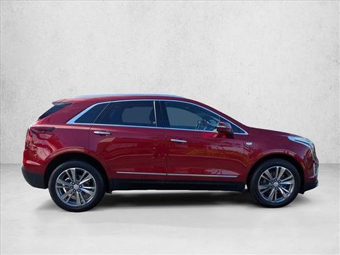 Used 2021 Cadillac XT5 Premium Luxury image 5