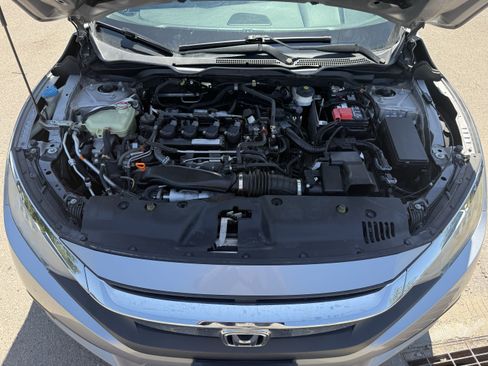 Used 2016 Honda Civic Touring image 21