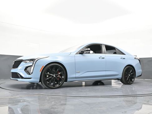 Used 2025 Cadillac CT4 V RWD image 56