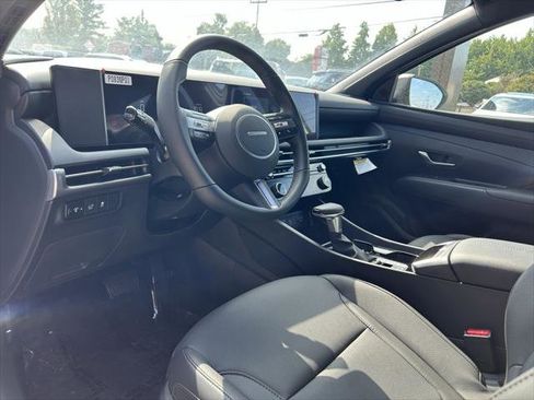 New 2025 Hyundai Tucson XRT image 12