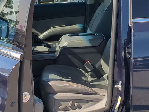 Used 2019 Chevrolet Tahoe LT image 11