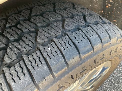 Used 2023 GMC Yukon XL Denali Ultimate image 11