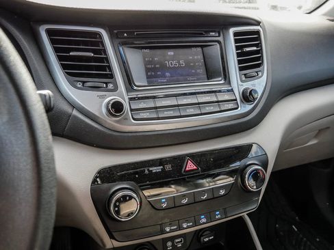 Used 2017 Hyundai Tucson SE FWD image 26