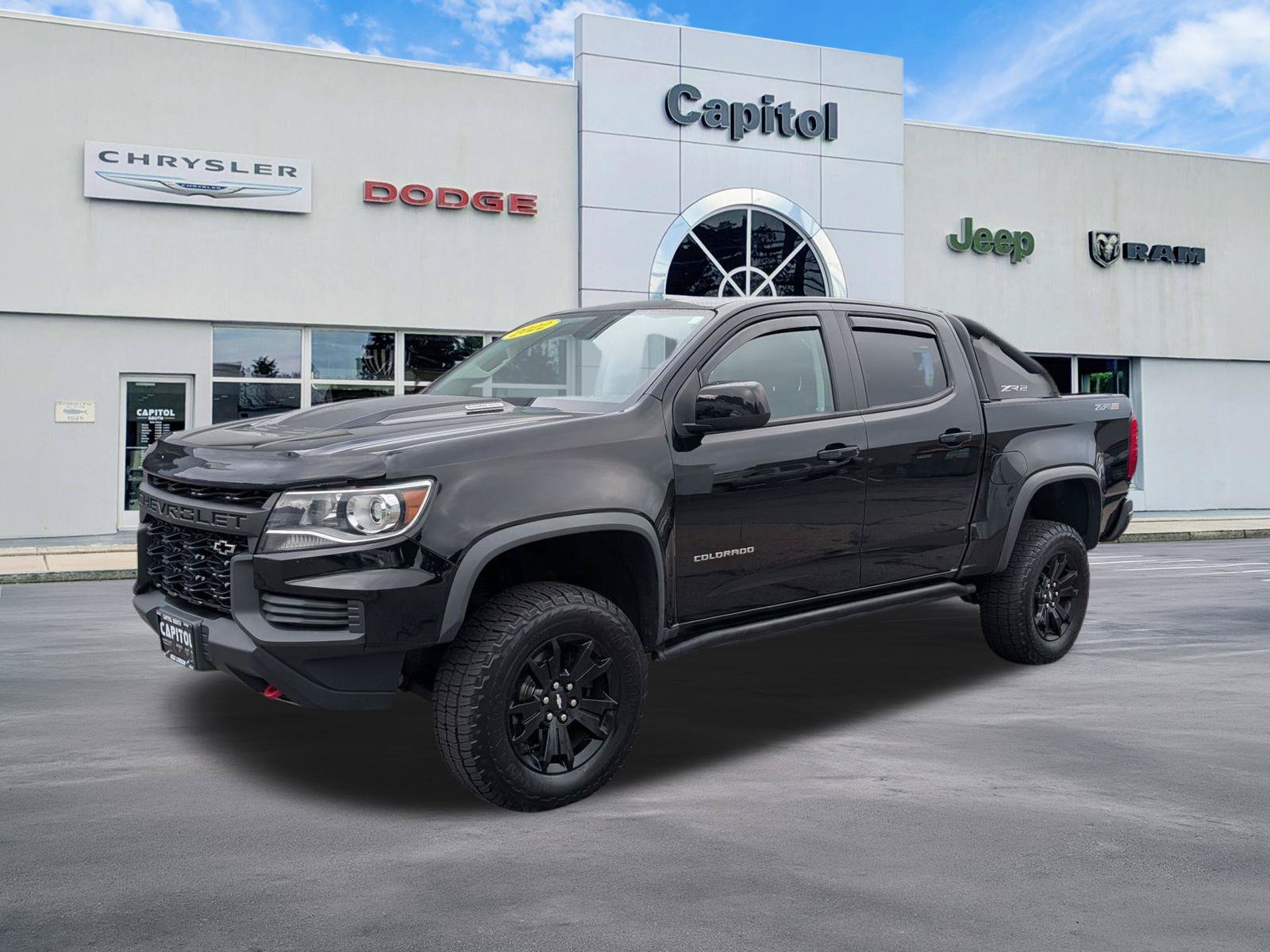Used 2022 Chevrolet Colorado ZR2 w/ ZR2 Midnight Special Edition AWD/4WD image 7