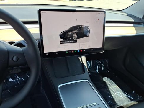 Used 2023 Tesla Model 3 Standard Range RWD image 8