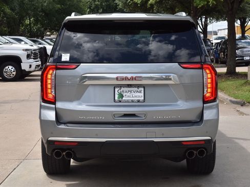 Used 2023 GMC Yukon Denali w/ LPO, Floor Liner Package AWD/4WD image 9