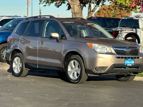 Used 2014 Subaru Forester 2.5i Premium w/ All-Weather Package image 9