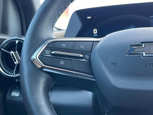 New 2026 Chevrolet Equinox ACTIV AWD/4WD image 28
