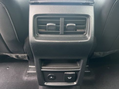 Certified 2024 Ford Edge SEL w/ Convenience Package image 19