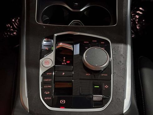 Used 2024 BMW X7 xDrive40i AWD/4WD image 19