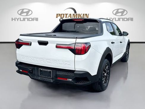 Used 2023 Hyundai Santa Cruz SEL w/ Activity Package FWD image 5