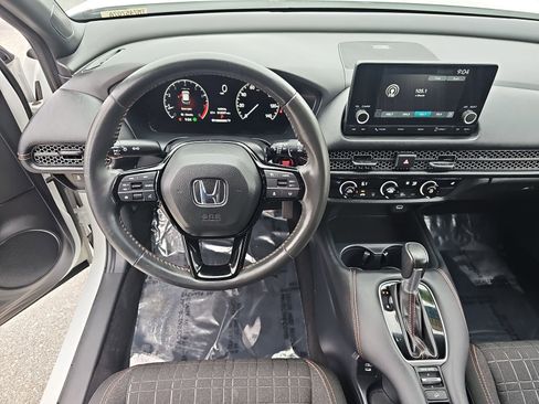 Certified 2024 Honda HR-V Sport image 15