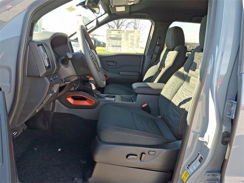 New 2026 Nissan Frontier PRO-4X w/ Pro-4x Convenience Package image 11