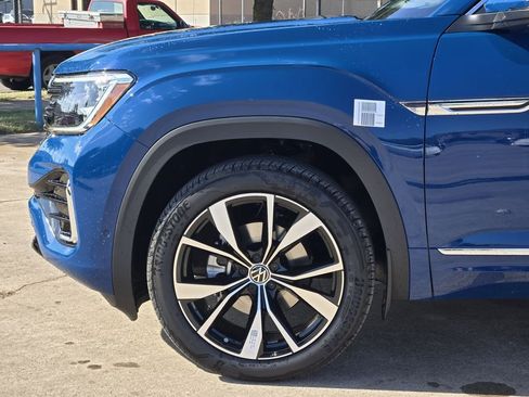 New 2026 Volkswagen Atlas Cross Sport SEL Premium R-Line AWD/4WD image 5