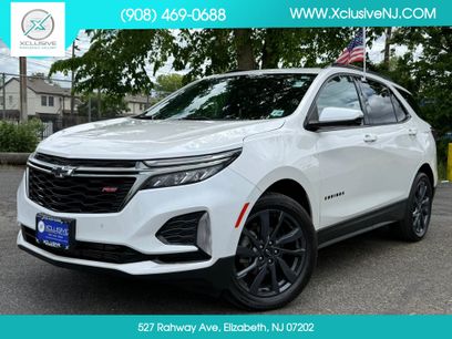 Used 2022 Chevrolet Equinox RS w/ Infotainment Package