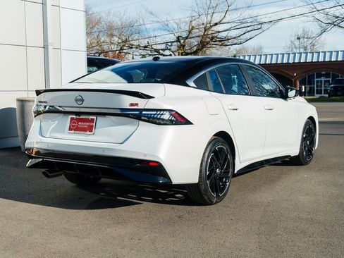 New 2026 Nissan Sentra SR w/ SR Premium Package image 6