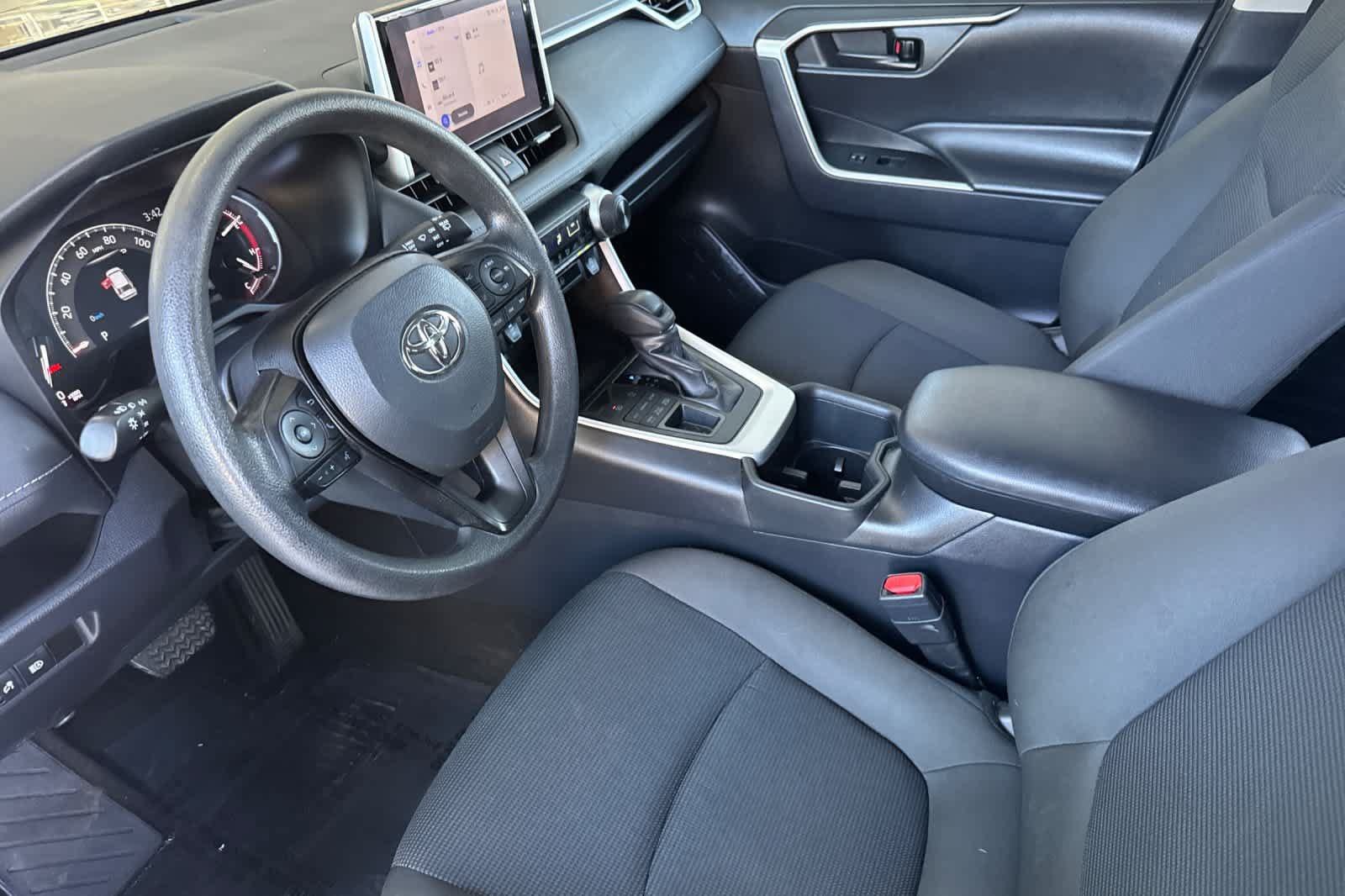 Certified 2024 Toyota RAV4 LE AWD/4WD image 11