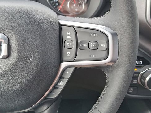 Used 2025 RAM 1500 Big Horn AWD/4WD image 10