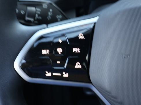 Certified 2024 Volkswagen ID.4 Pro S image 21