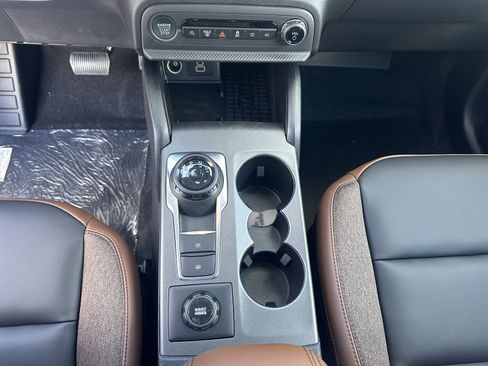 New 2025 Ford Bronco Sport Outer Banks image 16