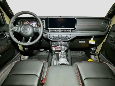 New 2026 Jeep Wrangler Unlimited Rubicon AWD/4WD image 5