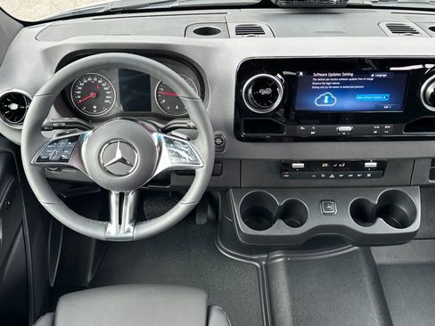 New 2025 Mercedes-Benz Sprinter 2500 image 14