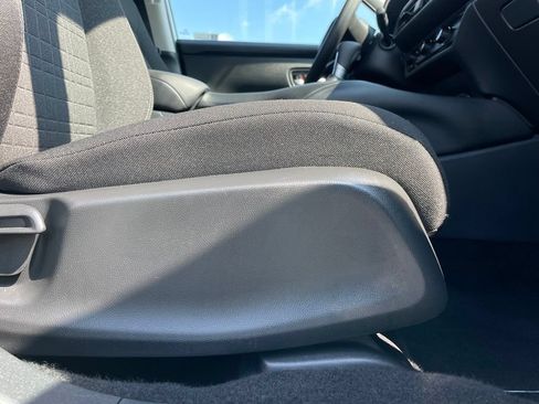 Used 2026 Honda HR-V LX image 30