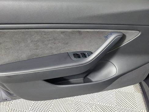 Used 2021 Tesla Model 3 Long Range image 17