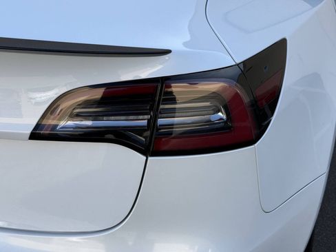 Used 2018 Tesla Model 3 Long Range RWD image 30