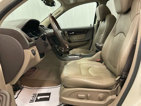 Used 2013 GMC Acadia Denali image 5