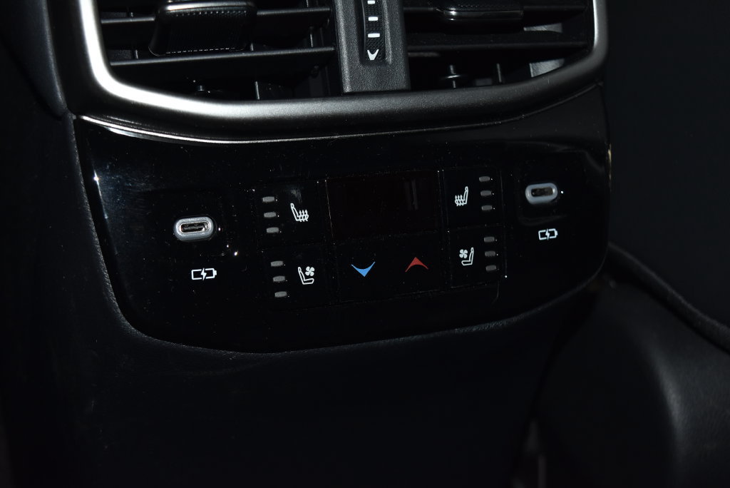 Used 2023 Lexus RX 350 AWD w/ Cold Area Package image 23